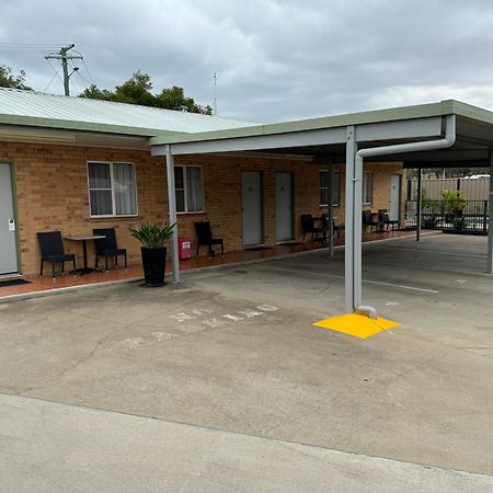 Raintree Motel Biloela Εξωτερικό φωτογραφία