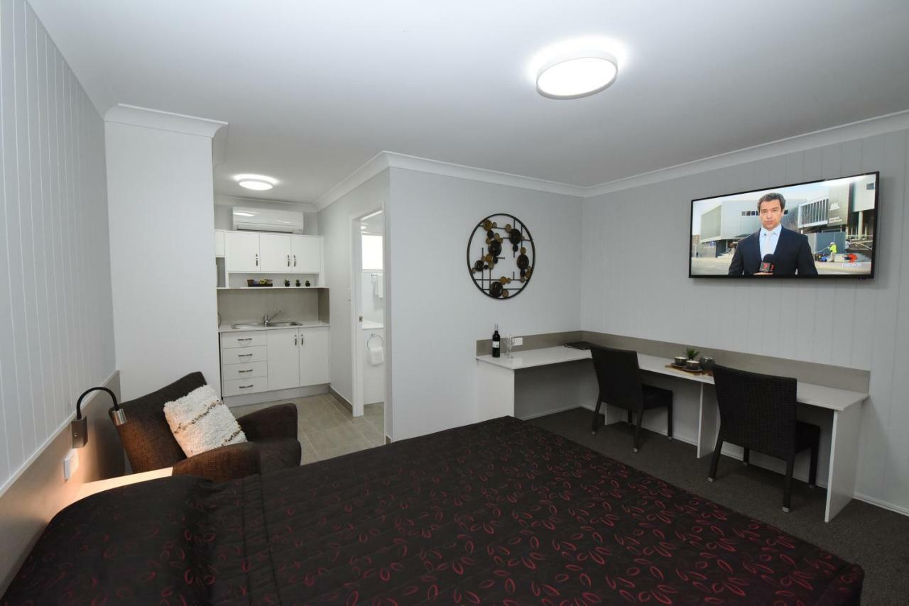 Raintree Motel Biloela Εξωτερικό φωτογραφία