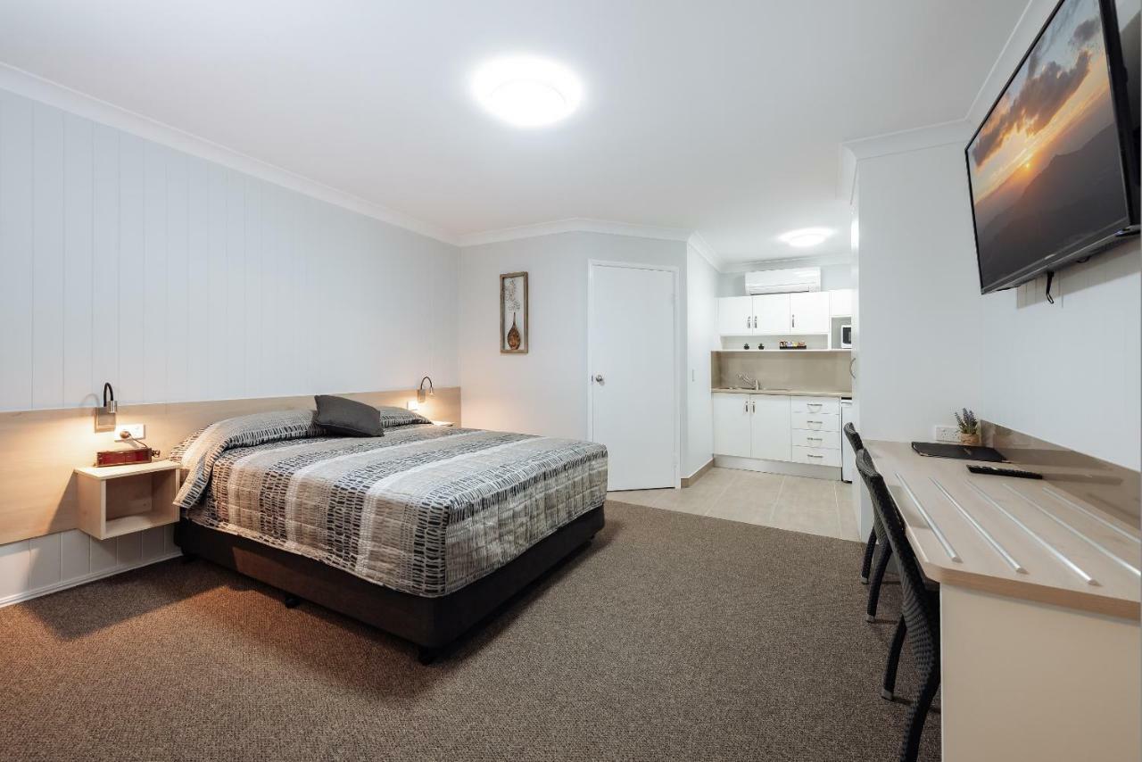 Raintree Motel Biloela Εξωτερικό φωτογραφία